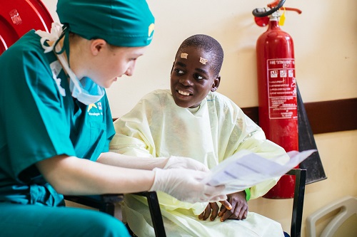 gift of sight volunteer child patient